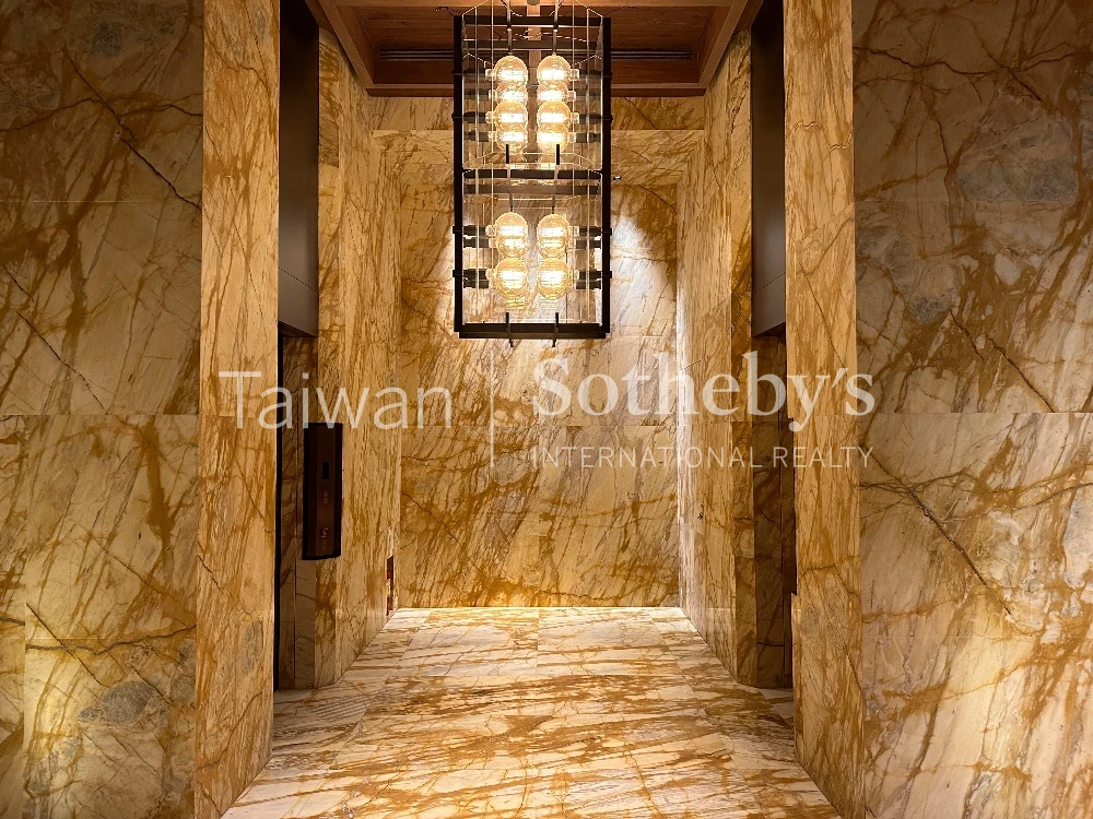 首泰信義-大安區豪邸22樓B