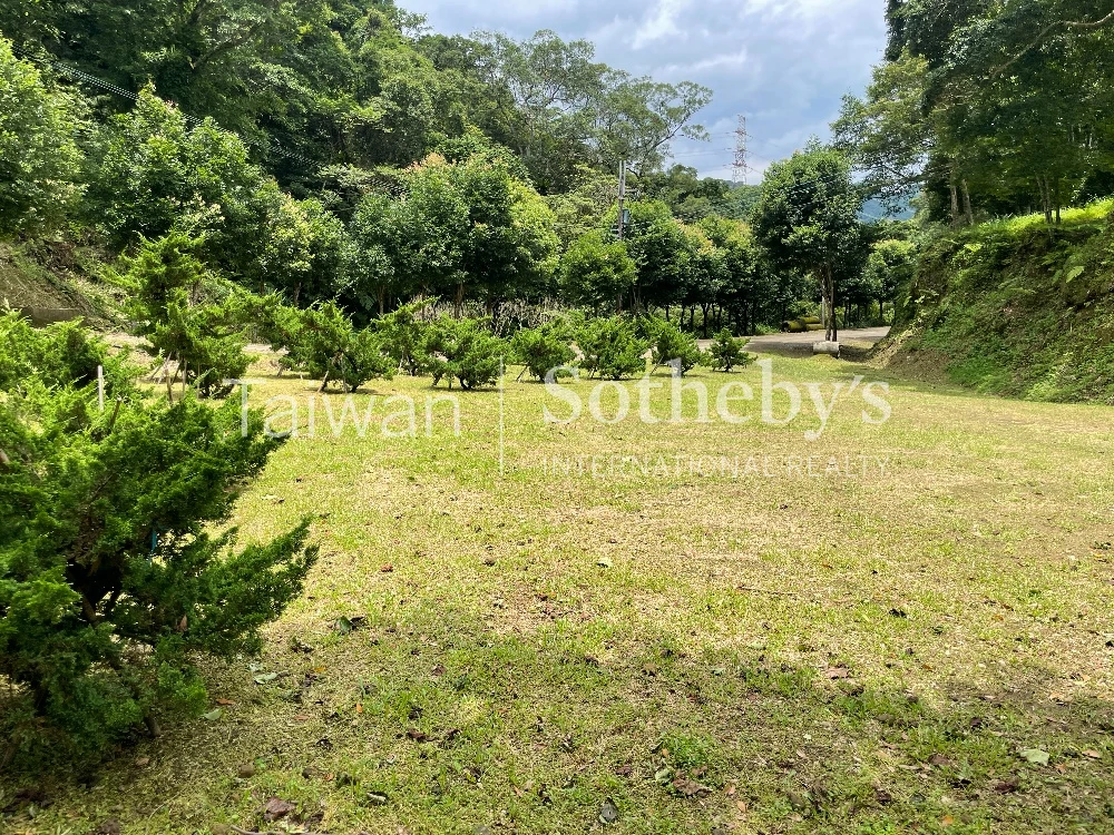 石碇月扇湖山林地