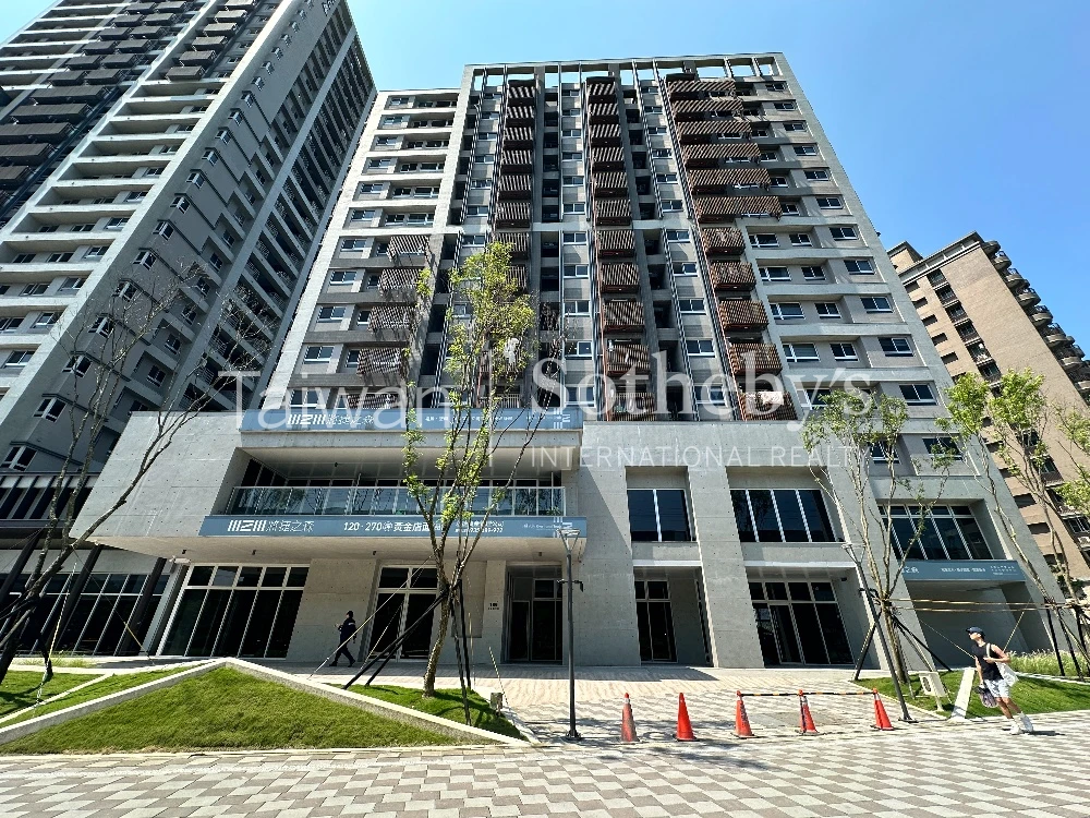 淡海全新輕軌社區二樓金店