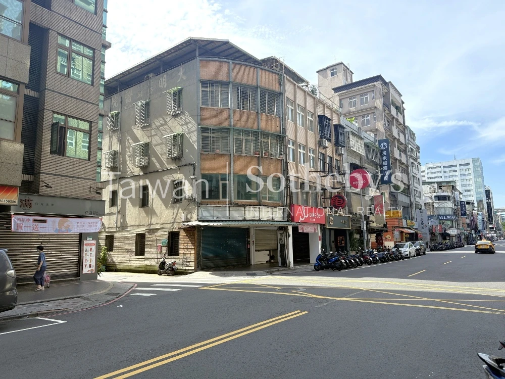 伊通街角間透天