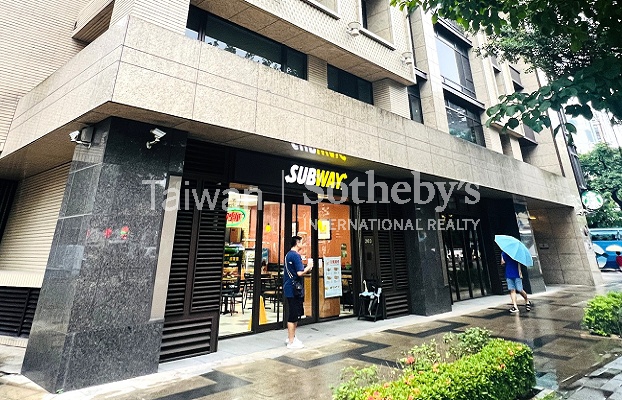 皇翔玉璽黃金店舖(Subway)