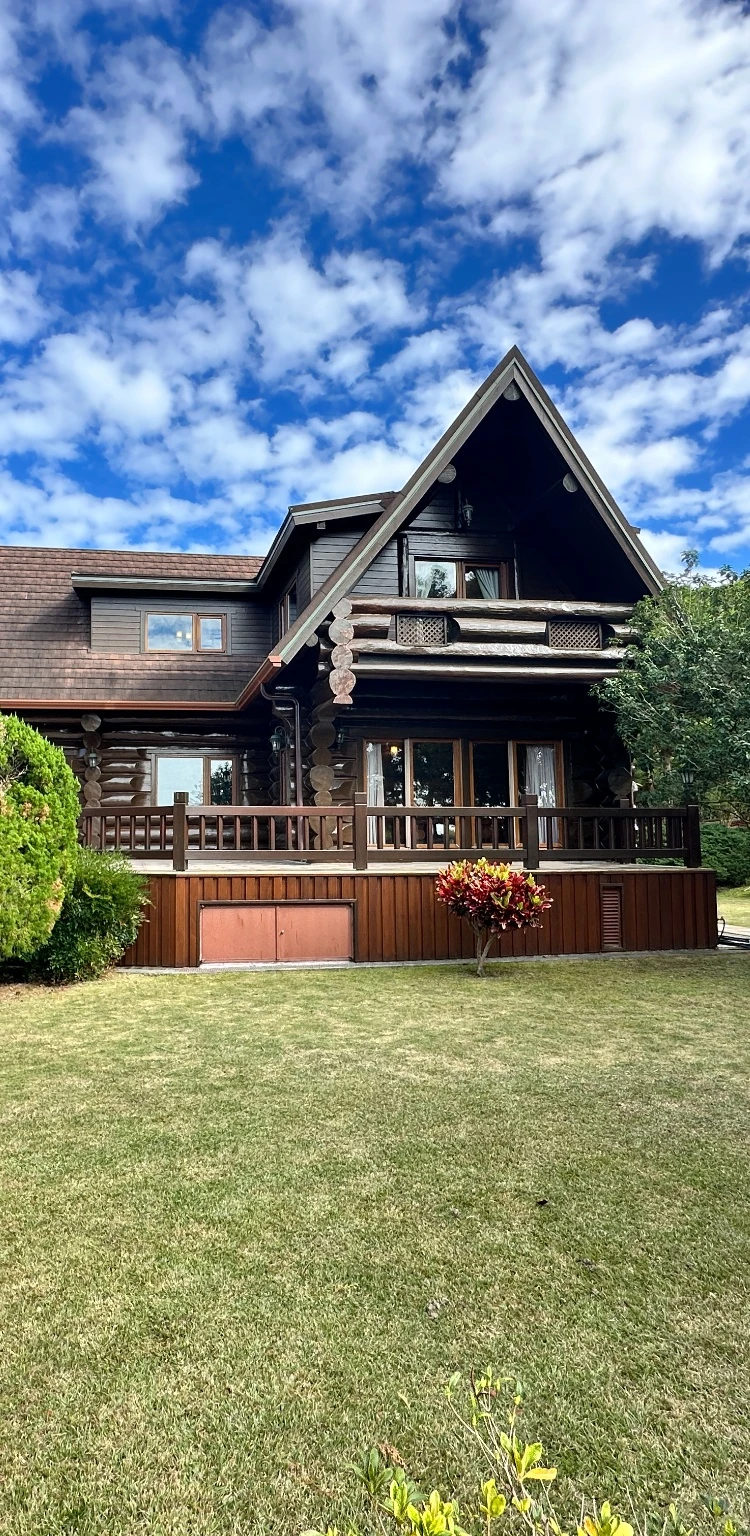 台中石岡黃檜原木構造童話莊園｜台中市石岡區住宅出售- 台灣蘇富比國際