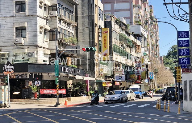 內湖AIT都更公寓店面周邊環境