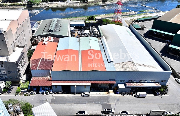 南崁costco大馬路挑高10米鋼構廠房