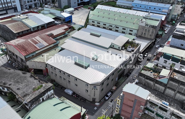 新莊輔大好市多旁乙工671坪附廠房現場實景