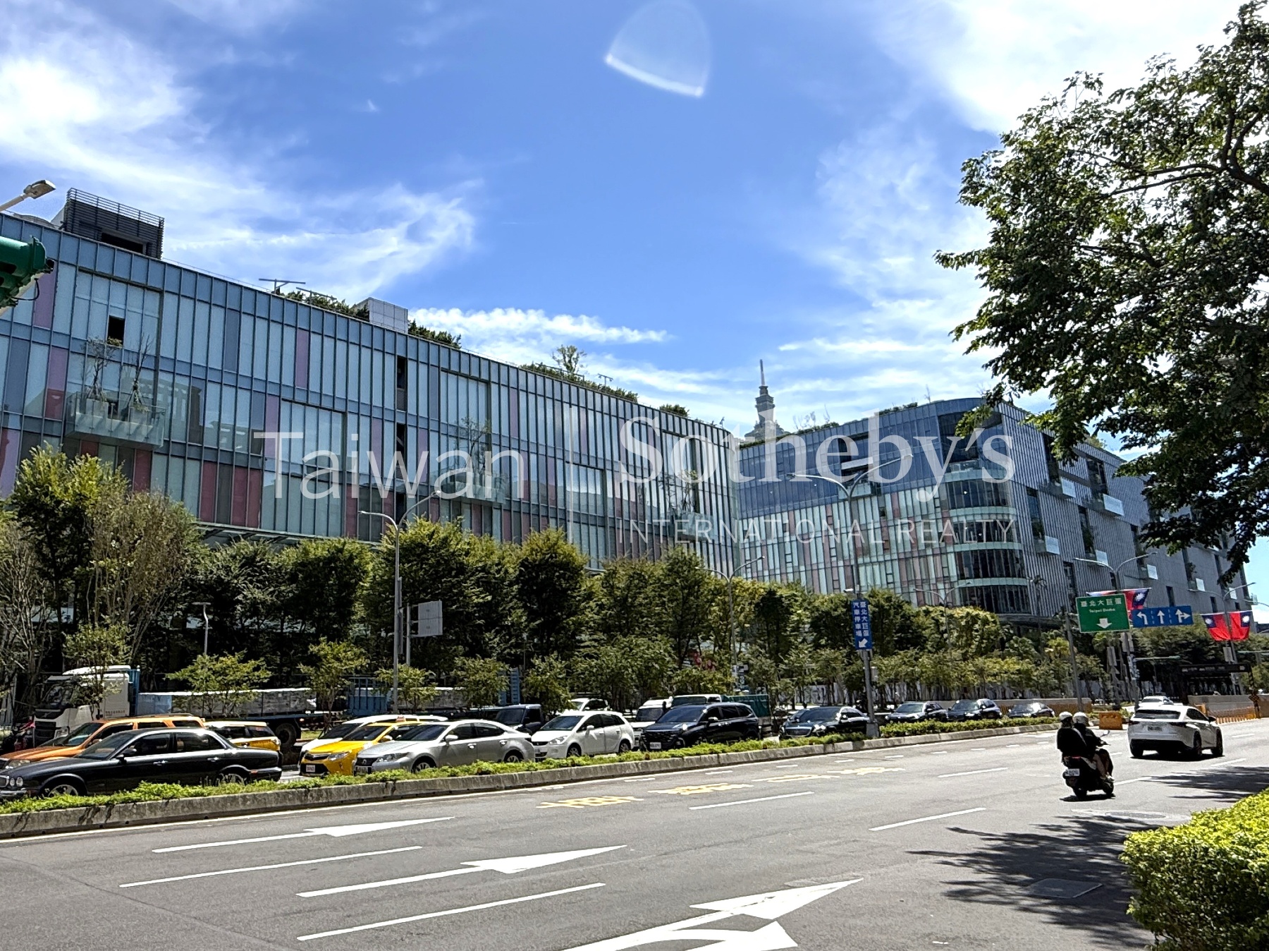 大巨蛋光復商圈店面周邊環境