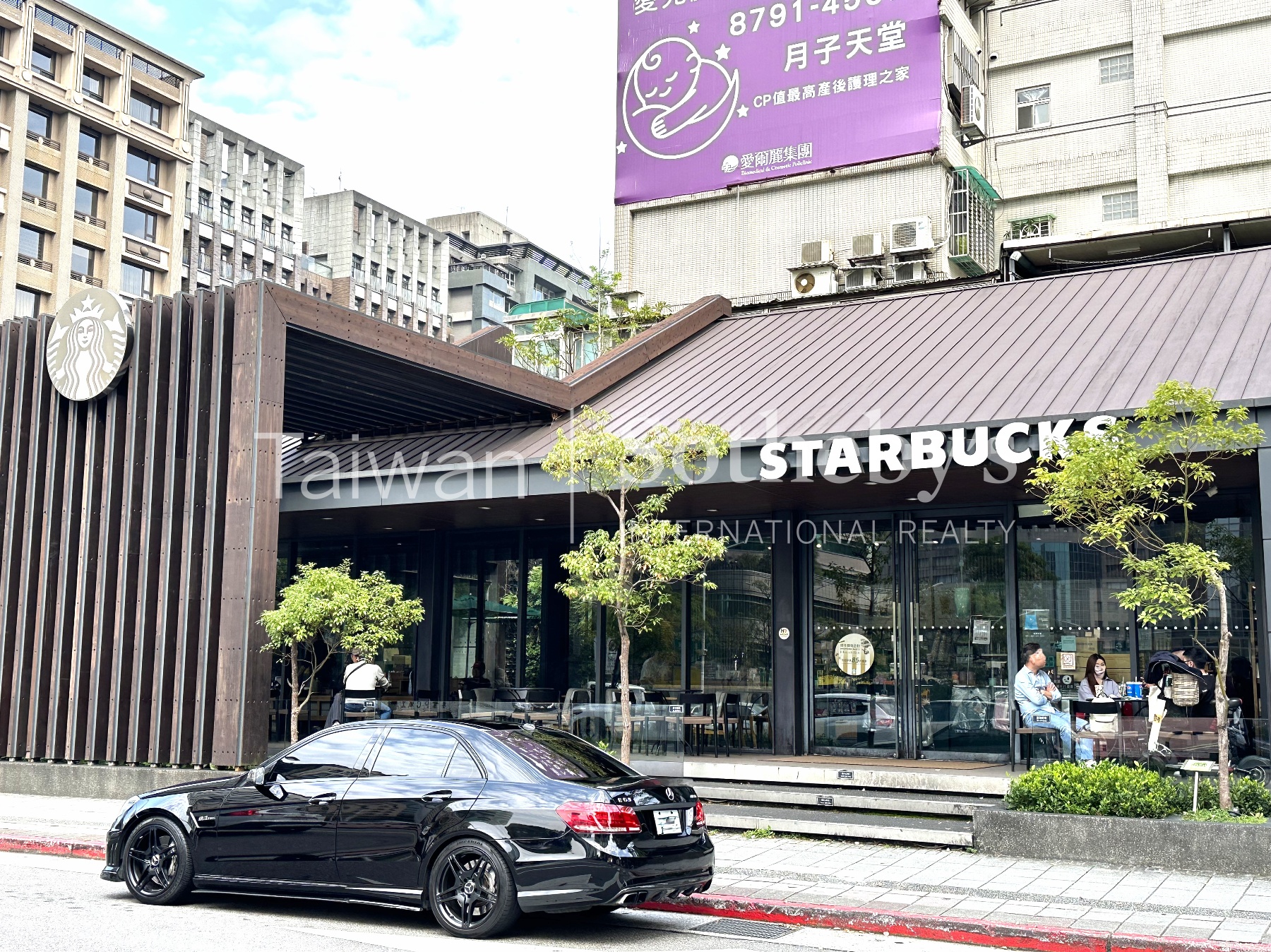 內湖四期公園電梯別墅周邊環境