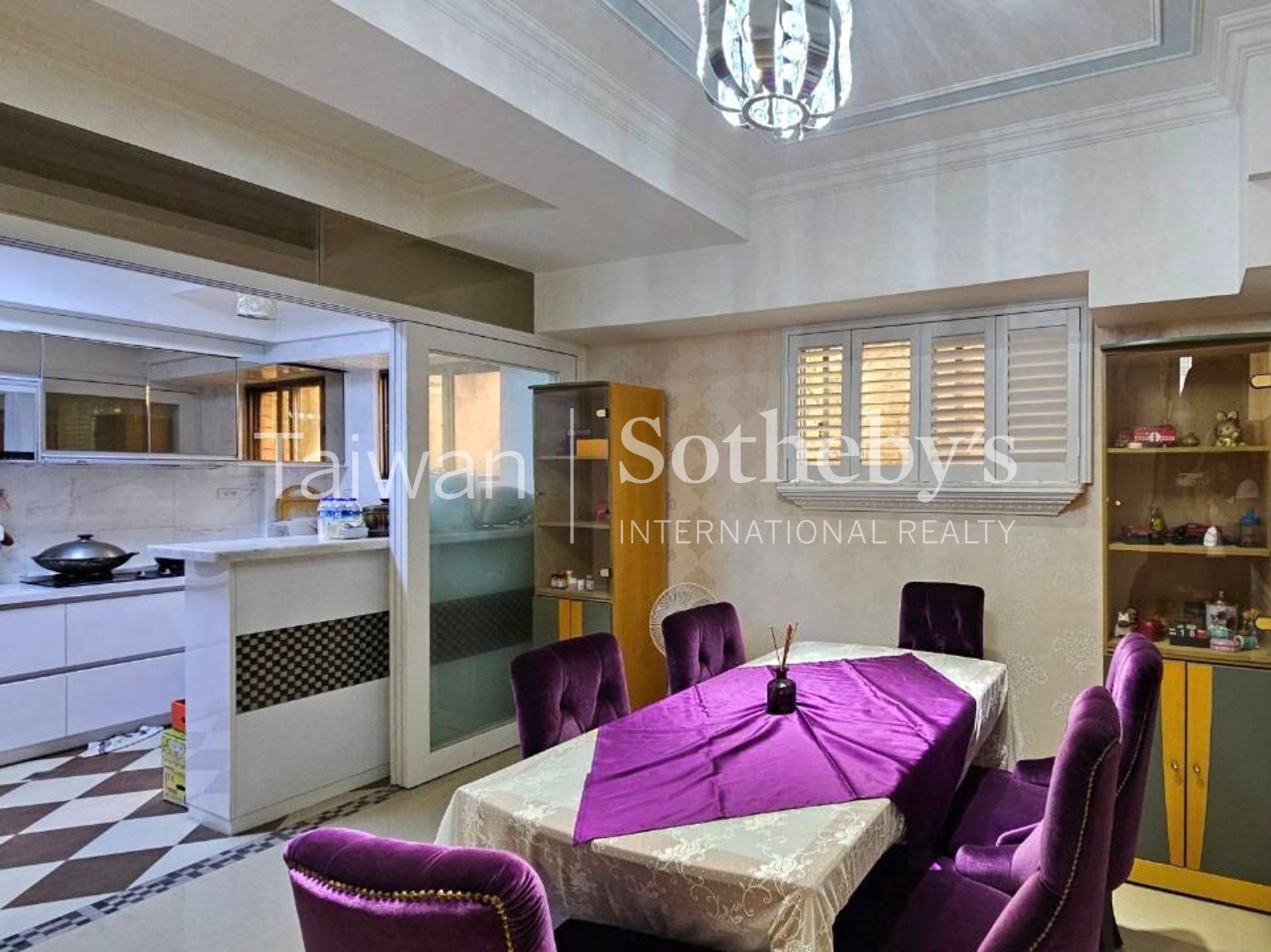 玉成公園大別墅室內照