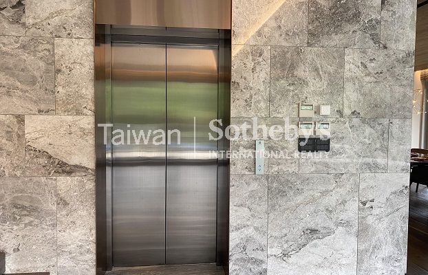 華城獨棟雲海電梯美墅室內照