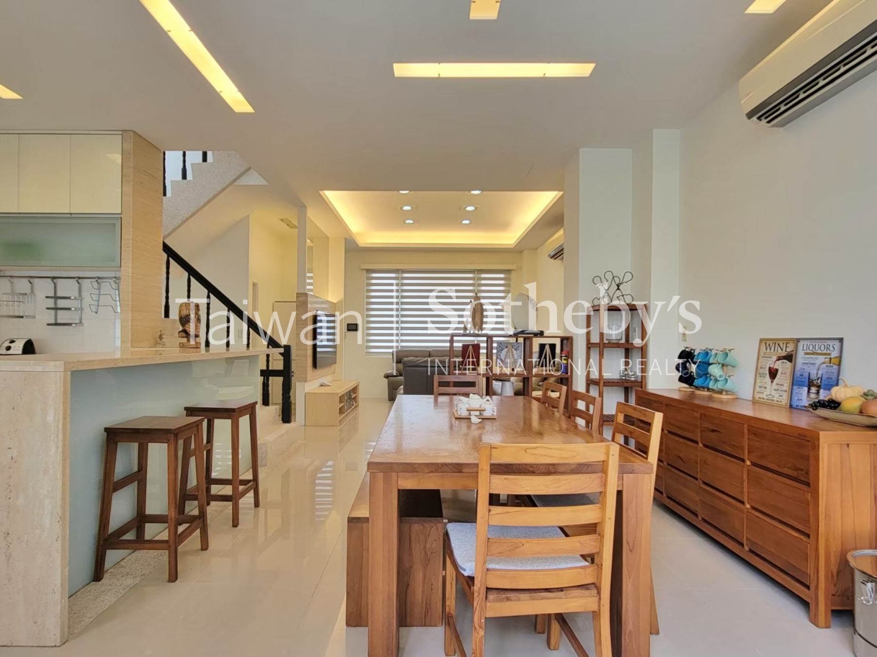 翠山居獨棟花園別墅室內照