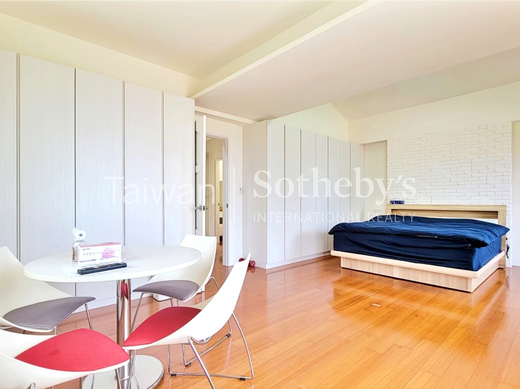 翠山居獨棟花園別墅室內照