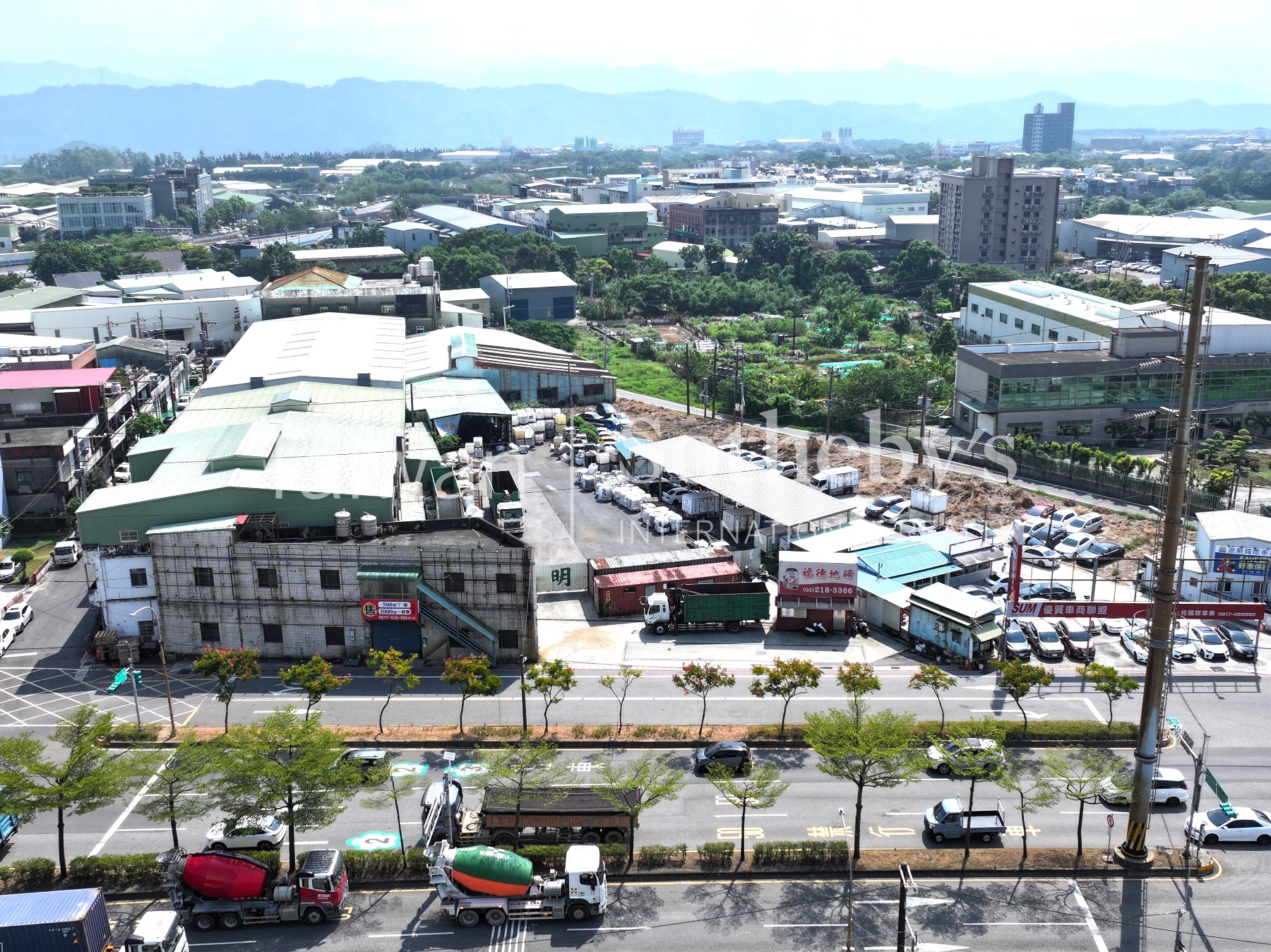 大湳交流道旁大馬路丁建農地1425坪現場實景