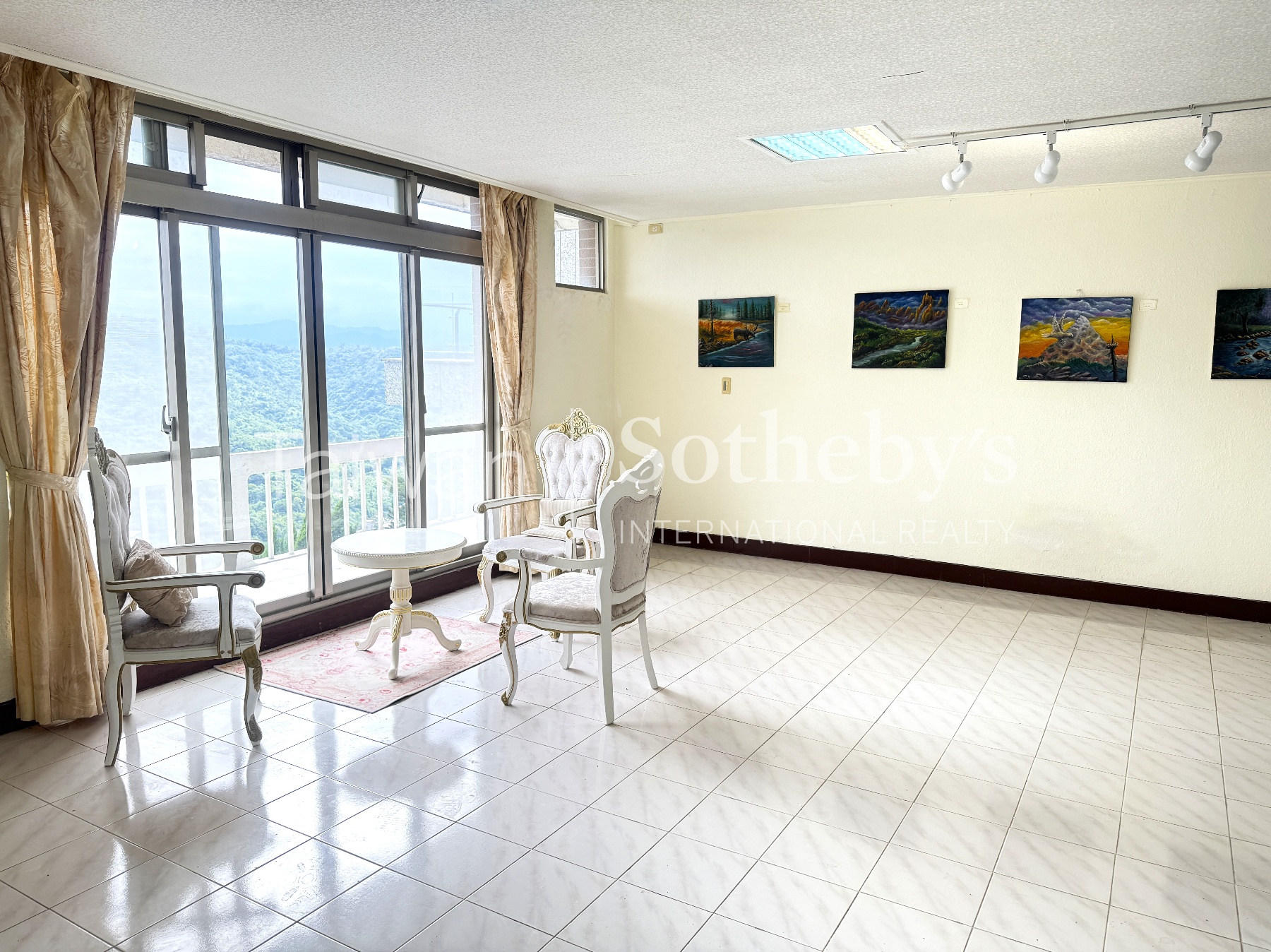 柏園景觀別墅室內照