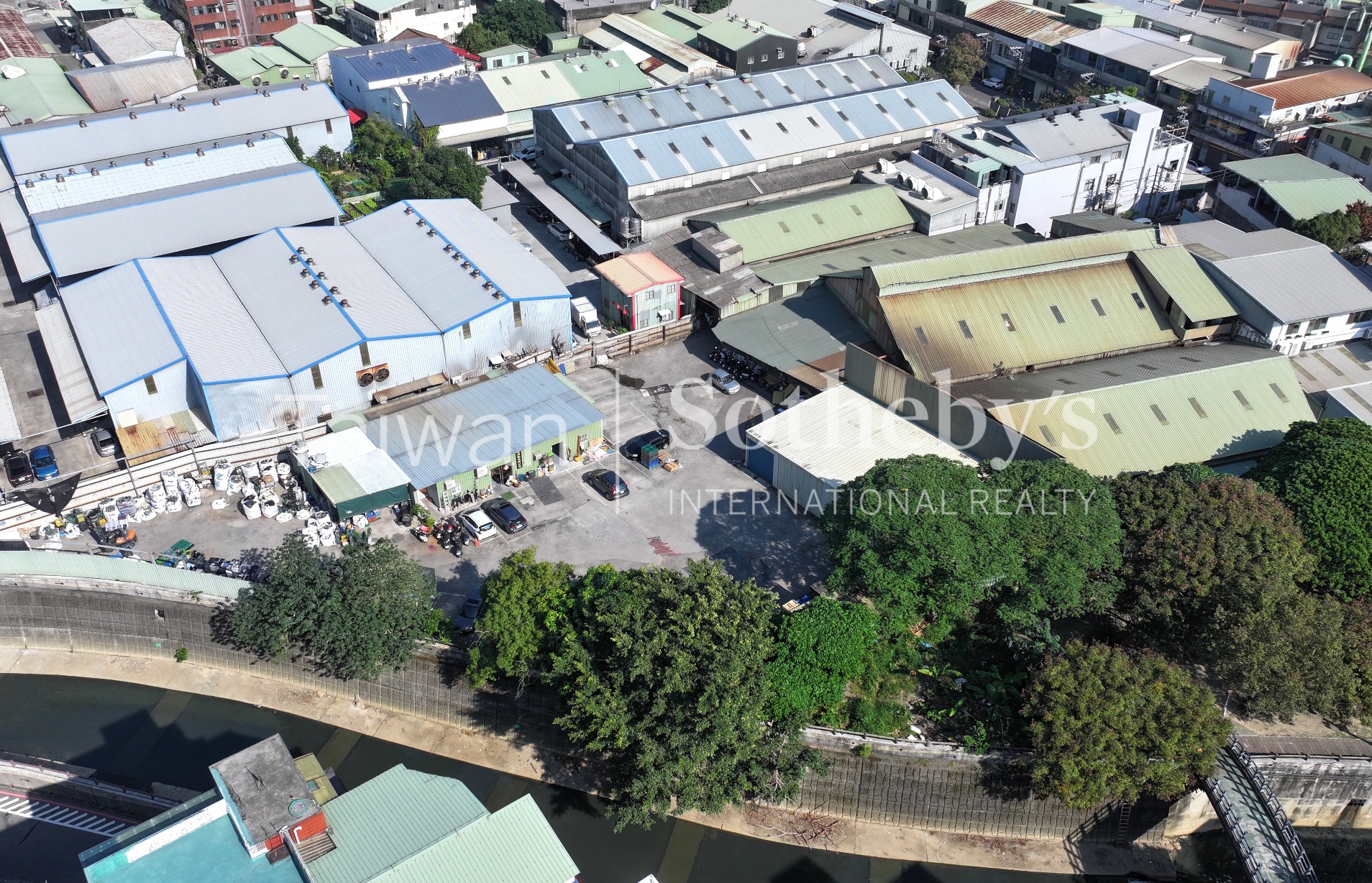 新莊乙工1489坪加農地近costco現場實景